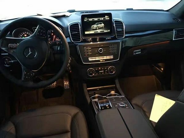 2017款奔驰GLE400 进口豪车更具现代美感-图8