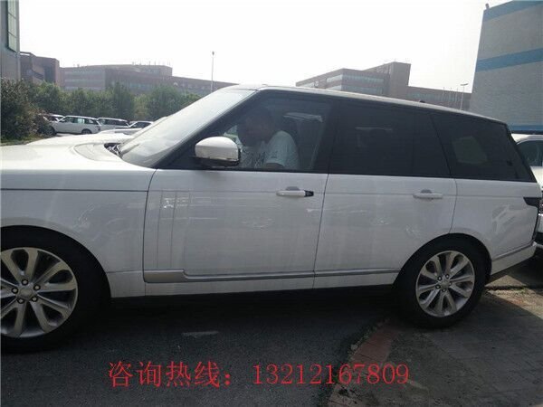 路虎揽胜行政汽油美规 降价不停光芒四射-图3