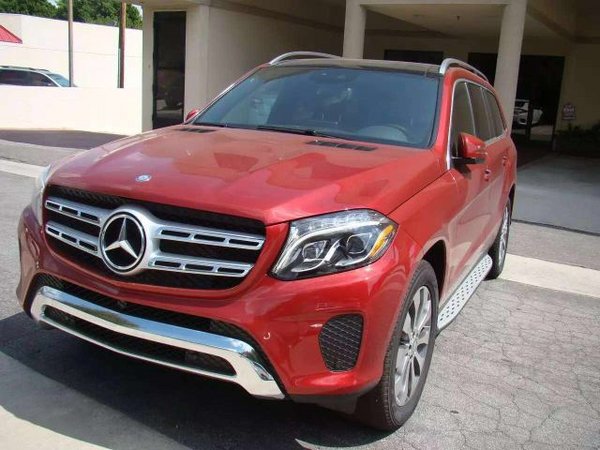 17款進(jìn)口奔馳GLS450 超惠現(xiàn)車100萬起售-圖2
