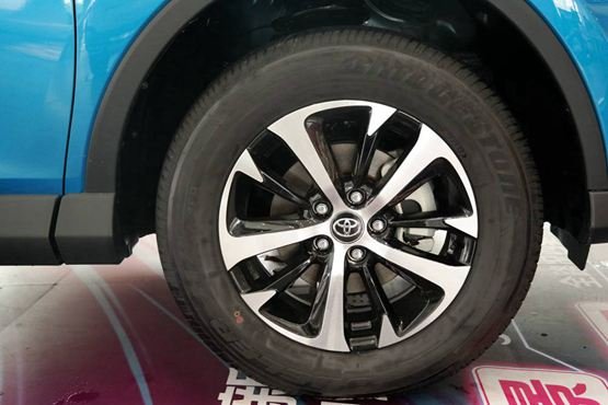 鲜肉成长记——丰田RAV4荣放南宁实拍-图8
