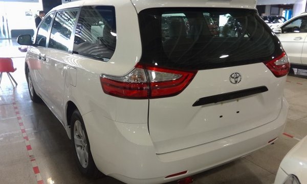 豐田塞納四驅(qū)商務(wù)車 豪情降價(jià)競爭艾力紳-圖3