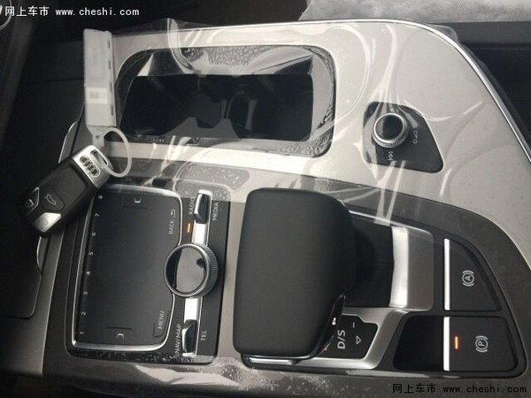 2016款奥迪Q7 舒适豪华驾乘体验霸气时尚-图10