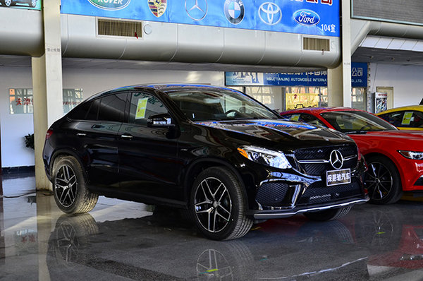 奔馳GLE450現(xiàn)車優(yōu)惠 炫酷降價競爭寶馬X6-圖2