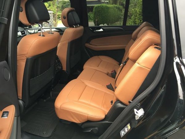 17款奔馳GLS450加版 AMG運(yùn)動(dòng)包曜石黑色-圖6