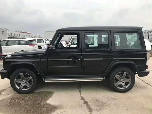 18款欧规奔驰G350d 五座真皮座椅127.8万-图3