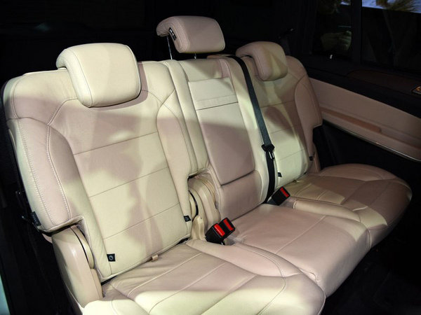2017款奔馳GLS550  GLS級熱銷背后的原因-圖7