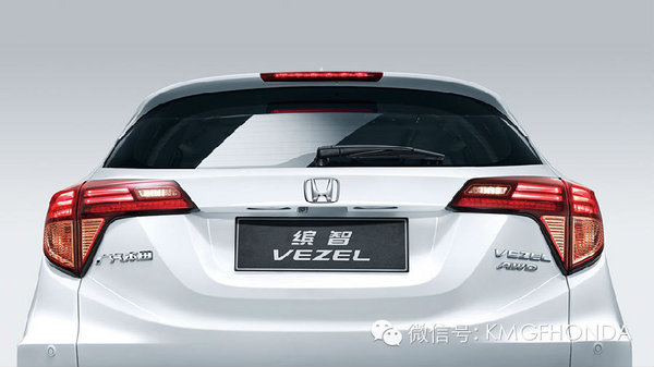 另外,新车前保险杠造型复杂,整体看起来立体感十足. 广汽本田缤智1.