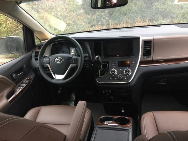 17款丰田塞纳3.5L 舒适MPV商务旅行首选-图1