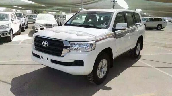 豐田蘭德酷路澤4000 全國團(tuán)購購車優(yōu)惠大-圖3