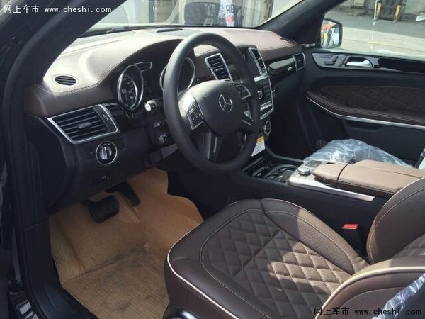 加版奔馳GL550價(jià)格 16款GL550現(xiàn)車等主人-圖10