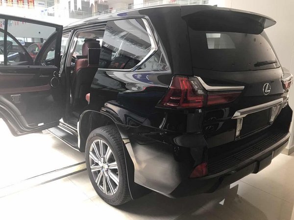 2017款凌志LX570加版155万 气势碾压揽胜-图9
