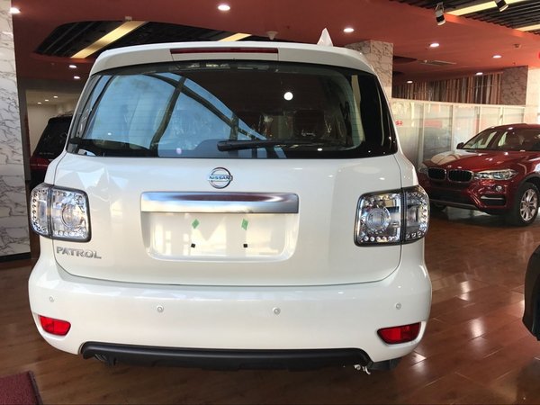 17款日產(chǎn)途樂Y62現(xiàn)車 尼桑4.0L/5.6促銷-圖4