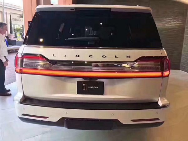 2018款林肯領(lǐng)航員 無敵座駕福利折扣升級-圖3