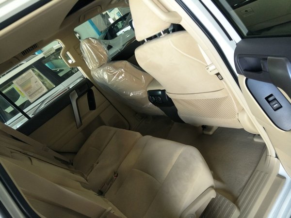 丰田霸道2700鸡年报价 霸道2.7强劲suv-图8