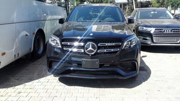 2017款奔馳GLS63現(xiàn)車 舒適空間特價低享-圖1