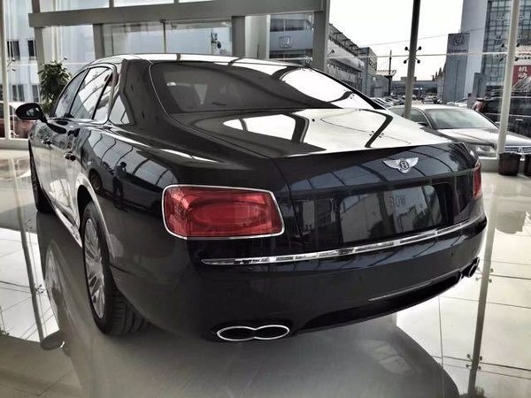 2017款宾利飞驰钜惠抄底 V8豪车速度超猛-图7
