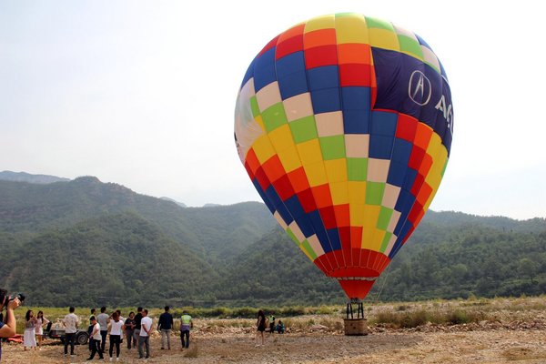 Acura石家庄恒达店热气球极致体验欢乐游-图1