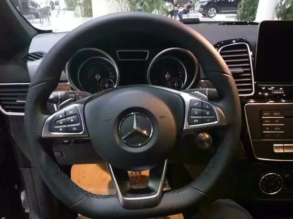 17款加版奔馳GLS450現(xiàn)車 汽油AMG版七座-圖4