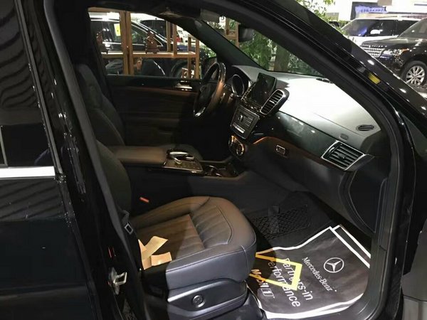 GLS450降價(jià)逆惠港口 17款奔馳GLS450現(xiàn)車(chē)-圖8