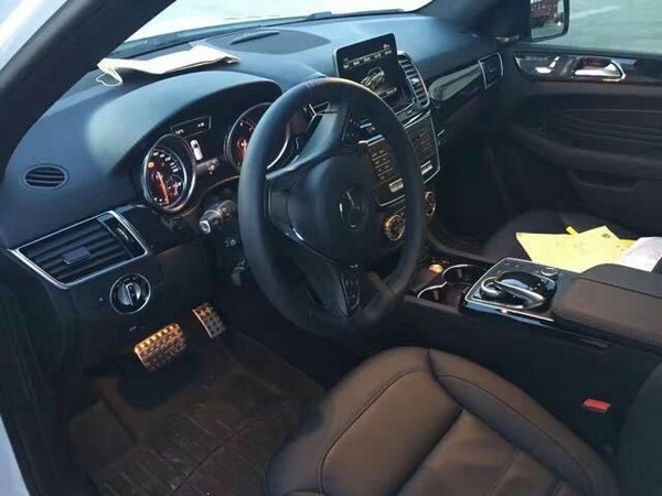 2017款奔驰GLE400 进口豪车更具现代美感-图7