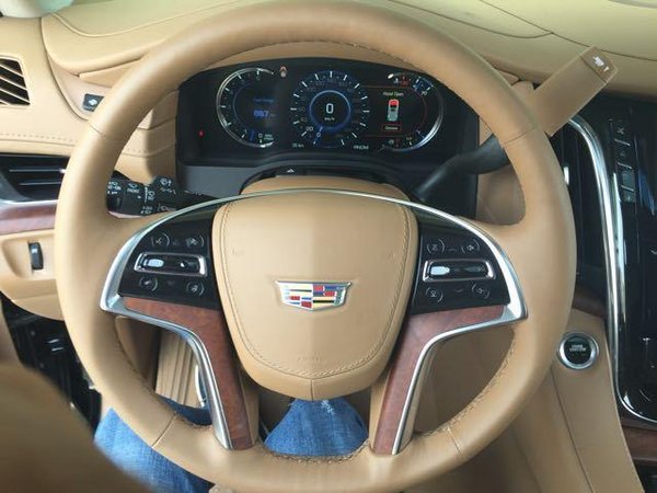 17款凯迪拉克凯雷德 铂金加长版疯狂让利-图4