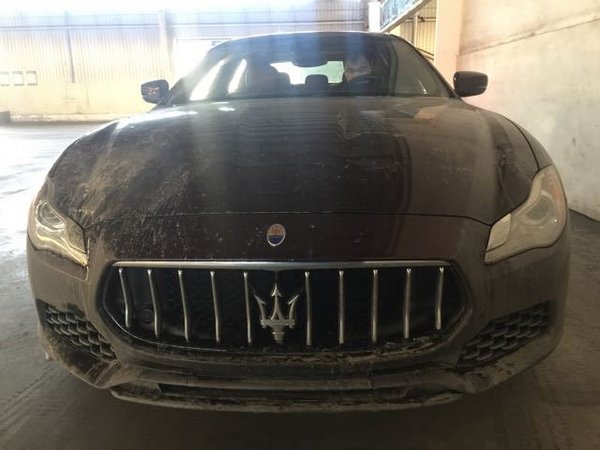 17款玛莎拉蒂总裁酒红实拍 导购细节解读-图2