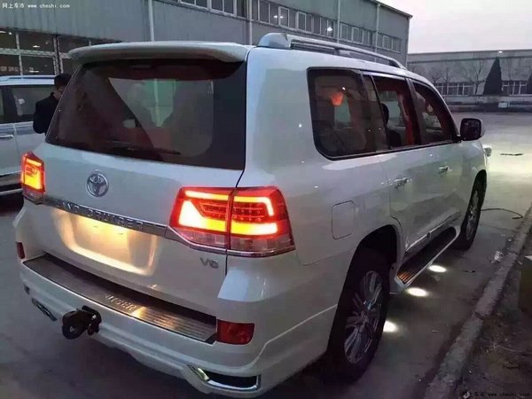 2016款豐田酷路澤4000 十分威武真皮座椅-圖5