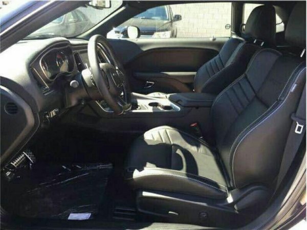 道奇挑战者地狱猫6.2V8 700马力另类超跑-图8