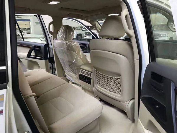 17款丰田酷路泽4000 全新V6陆巡延续经典-图7