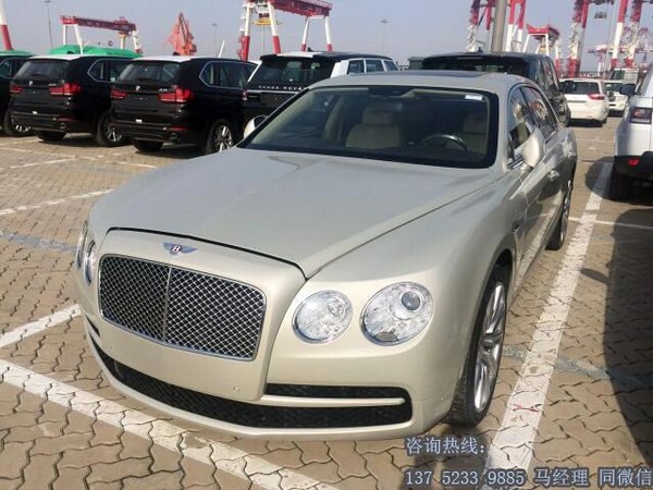 2016款宾利飞驰4.0T 5座顶配21轮毂实拍-图1