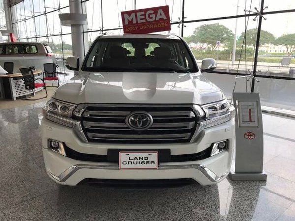 17款豐田酷路澤5700現(xiàn)車 VXR頂配145萬起-圖1