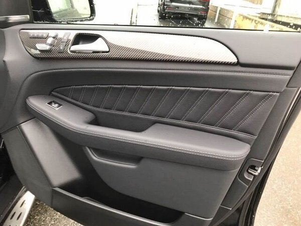 2017款奔驰GLE43AMG COUPE加版全配分析-图6