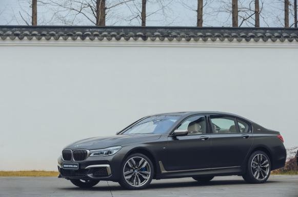 新BMW M760Li xDrive品鉴活动在杭州举行-图1
