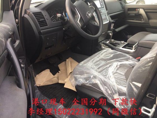 17款豐田酷路澤4000 丐版5座黑車黑內(nèi)飾-圖8