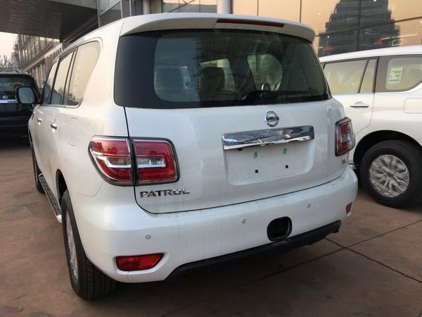 17款日產(chǎn)途樂(lè)4.0現(xiàn)車(chē) SE版越野省錢(qián)提車(chē)-圖3