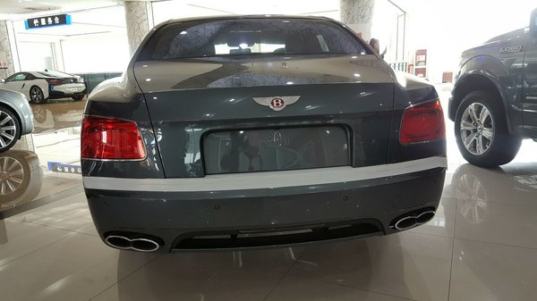 2016款宾利飞驰4.0行情 轿跑中的博尔特-图7