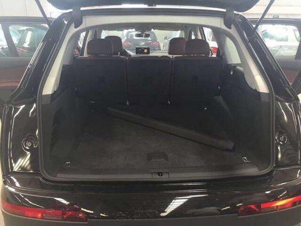 2017款奥迪Q7现车2.0T配置 钜促热销底价-图8