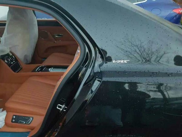 2017款賓利飛馳V8S現(xiàn)車手續(xù)全 免消費稅-圖9