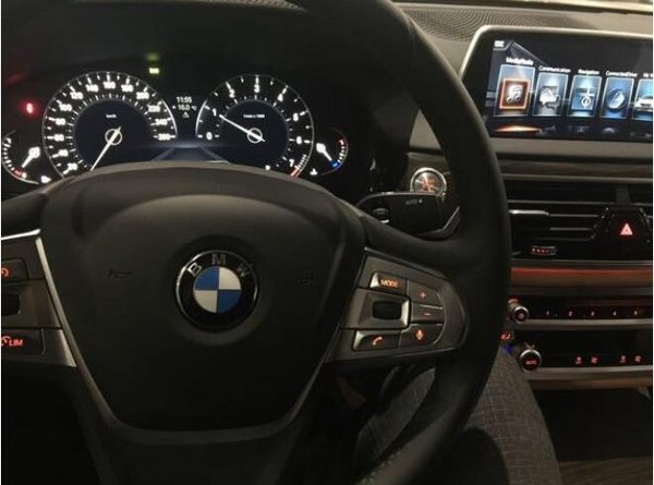 新款进口宝马7系 BMW730Li价格多30马力-图5
