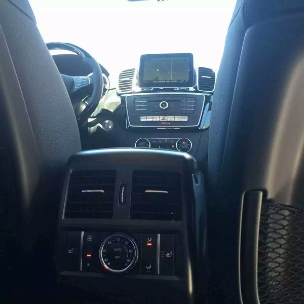 17款GLS450黑色PO1包價(jià)格 奔馳GLS提車?yán)?圖8