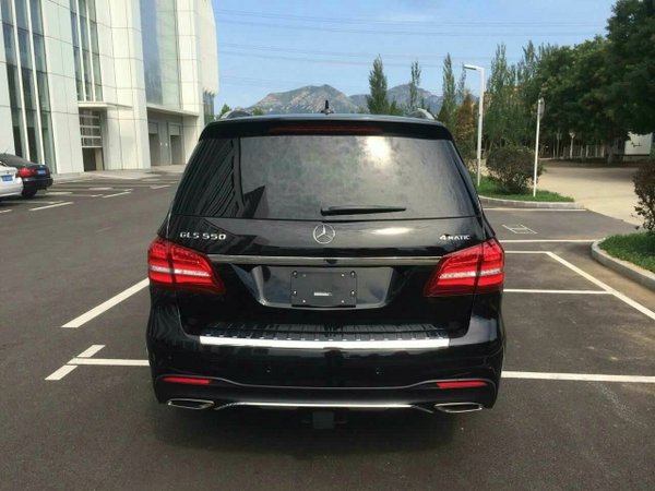 17款奔馳GLS550搶占高端SUV市場 批發(fā)價-圖3