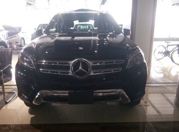 17款奔馳GLS450現(xiàn)車 搶先底降感恩節(jié)鉅促-圖1