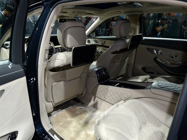 奔驰迈巴赫S600现车 狂热动力款优惠过万-图7