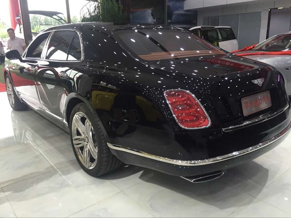 賓利慕尚現(xiàn)車(chē)新行情 豪車(chē)中心現(xiàn)呆萌價(jià)格-圖3