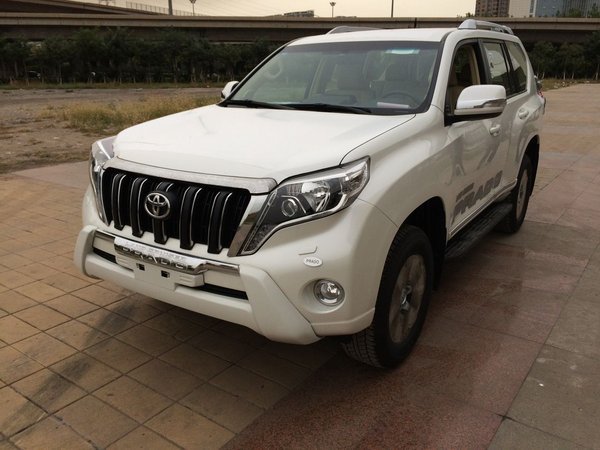 2016款豐田霸道2700 中東普拉多爆促現(xiàn)車-圖1