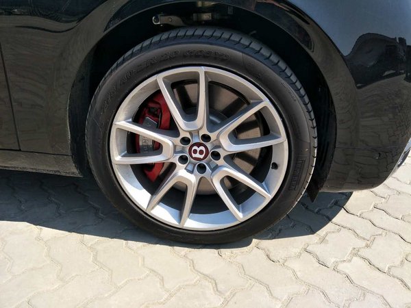 17款宾利飞驰V8S欧规 豪华韵味奢华设计-图6