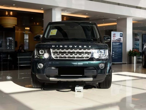17款路虎发现五订车优惠 老款发现4降价-图2