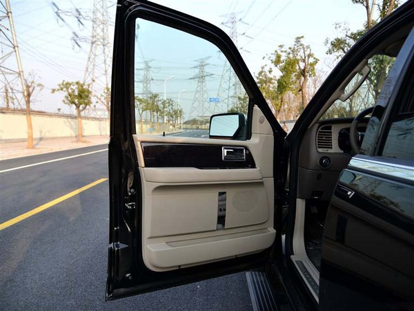 林肯領(lǐng)航員3.5TT現(xiàn)車 頂級SUV奢華全體驗-圖5