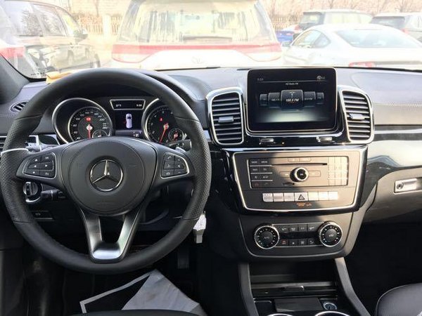 奔驰GLS450现车 浮华不骄躁GLS温馨优惠-图4
