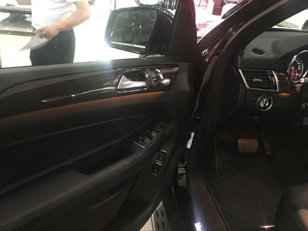 進口奔馳GLS450到港 國慶特惠限時秒殺價-圖4